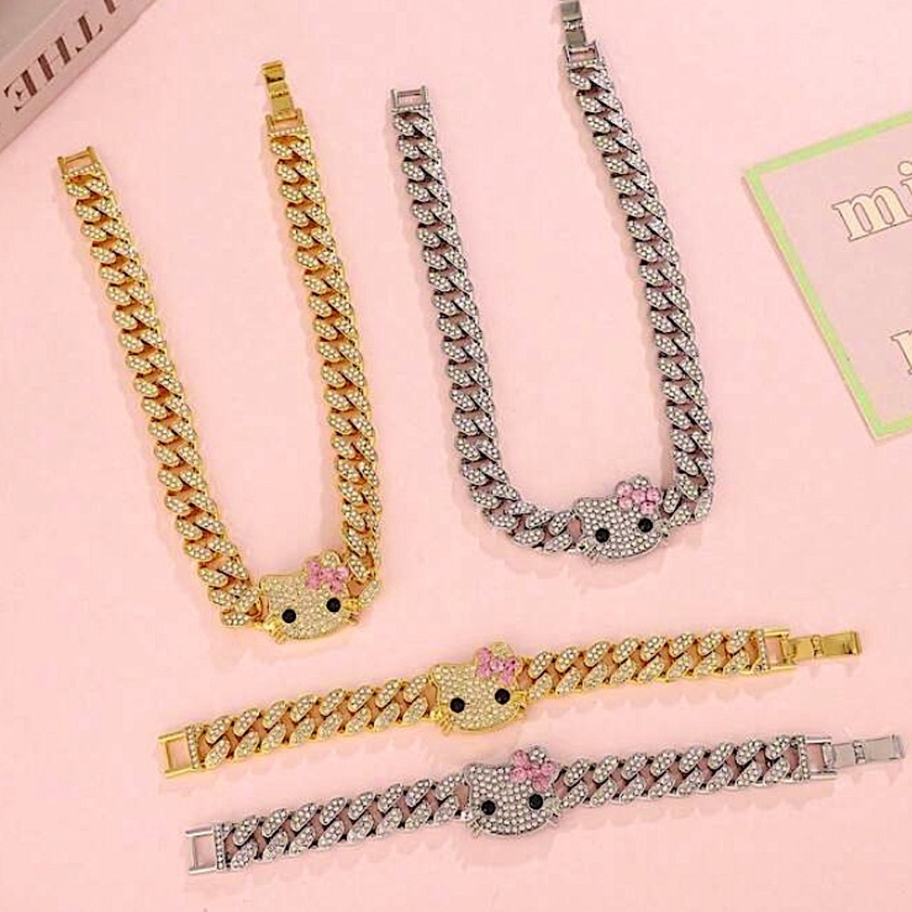 Gold Hello Kitty Rhinestones Chain Link Bracelet - Picture 2 of 4